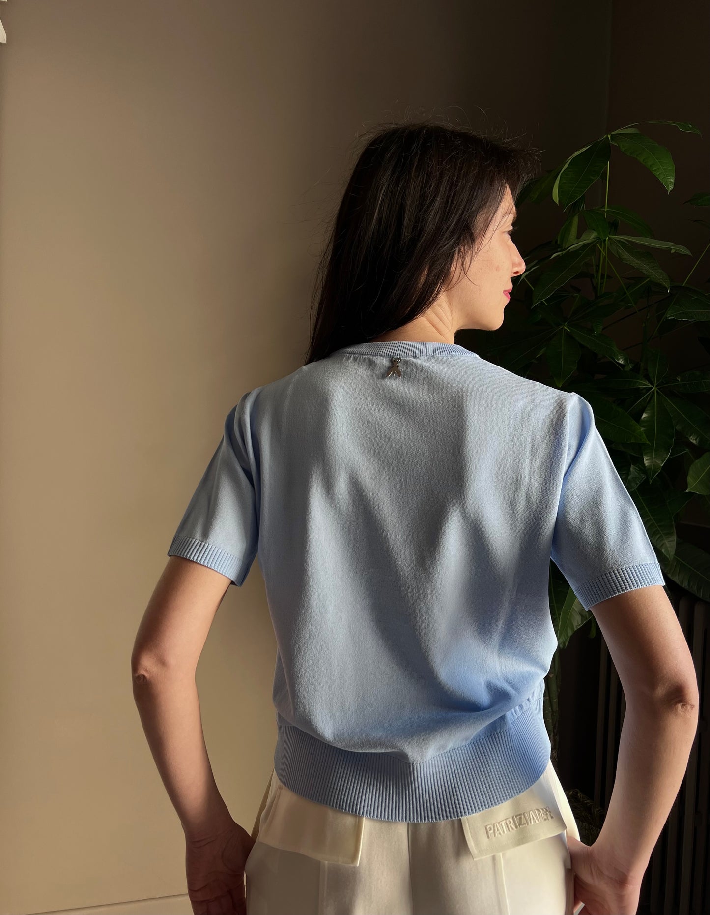 Maglia in viscosa azzurra manica corta