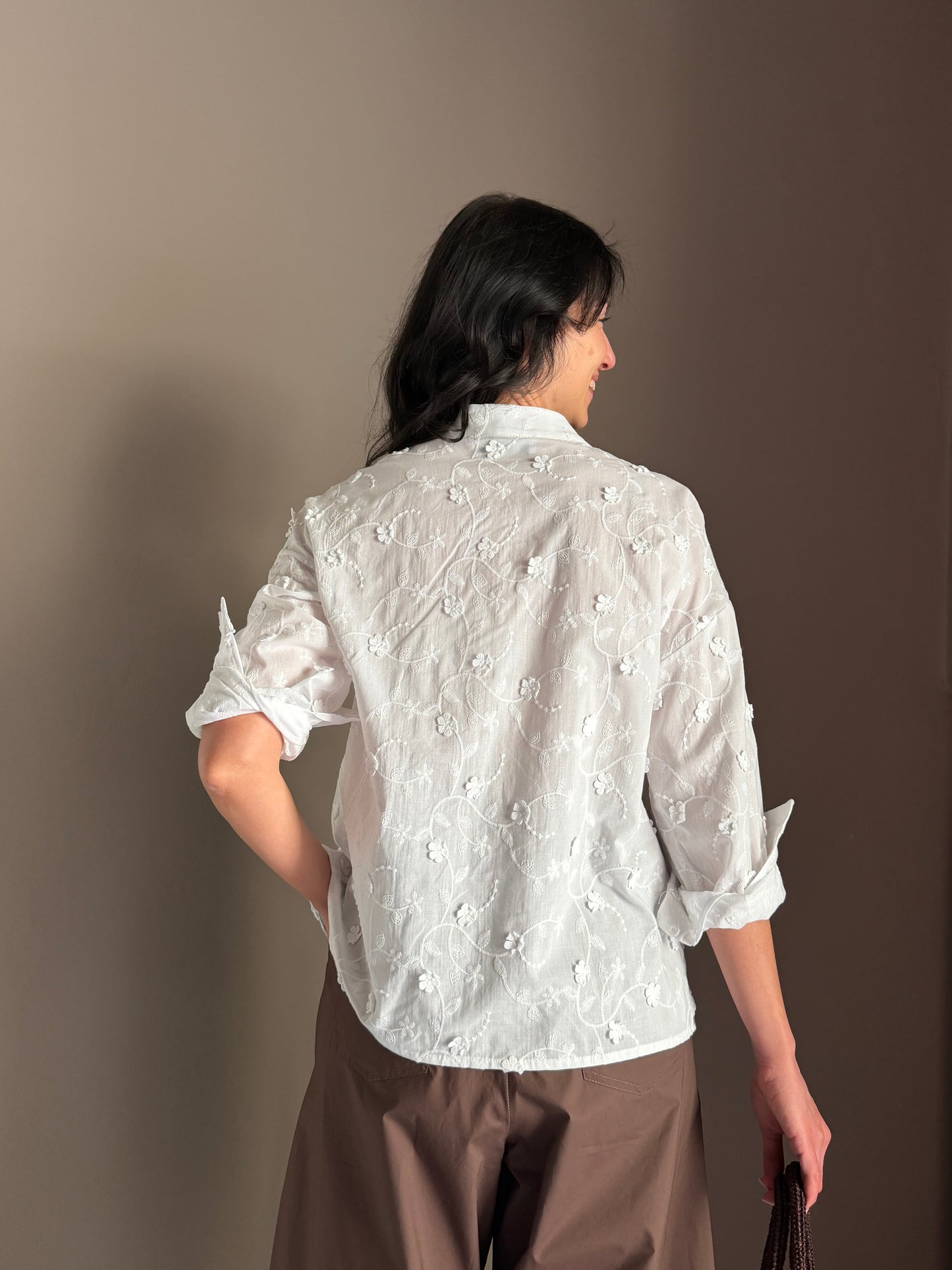 Camicia in cotone ricamato