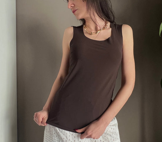 Top canotta in jersey tecnico sensual Brown