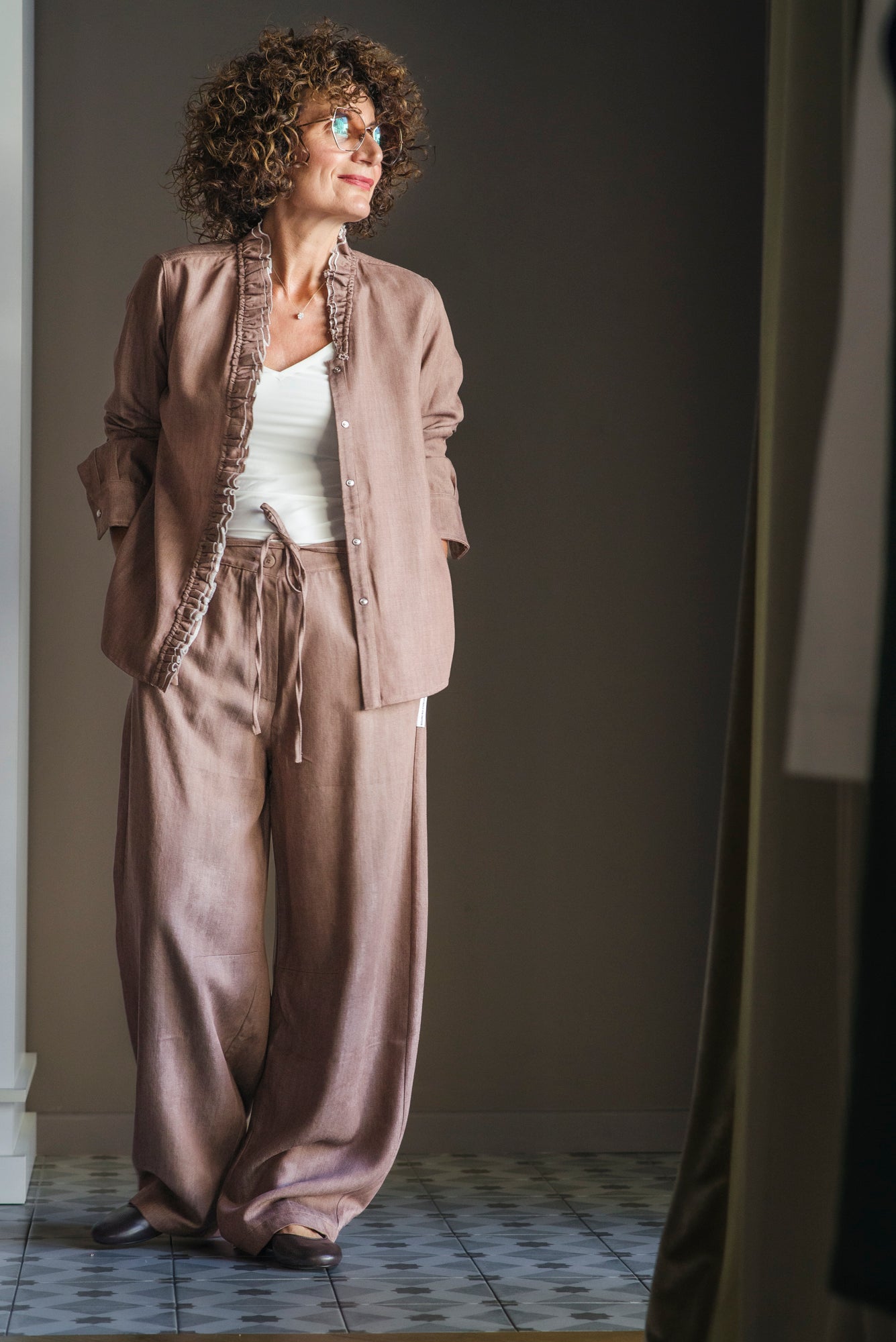Pantalone in denim fluido caramello