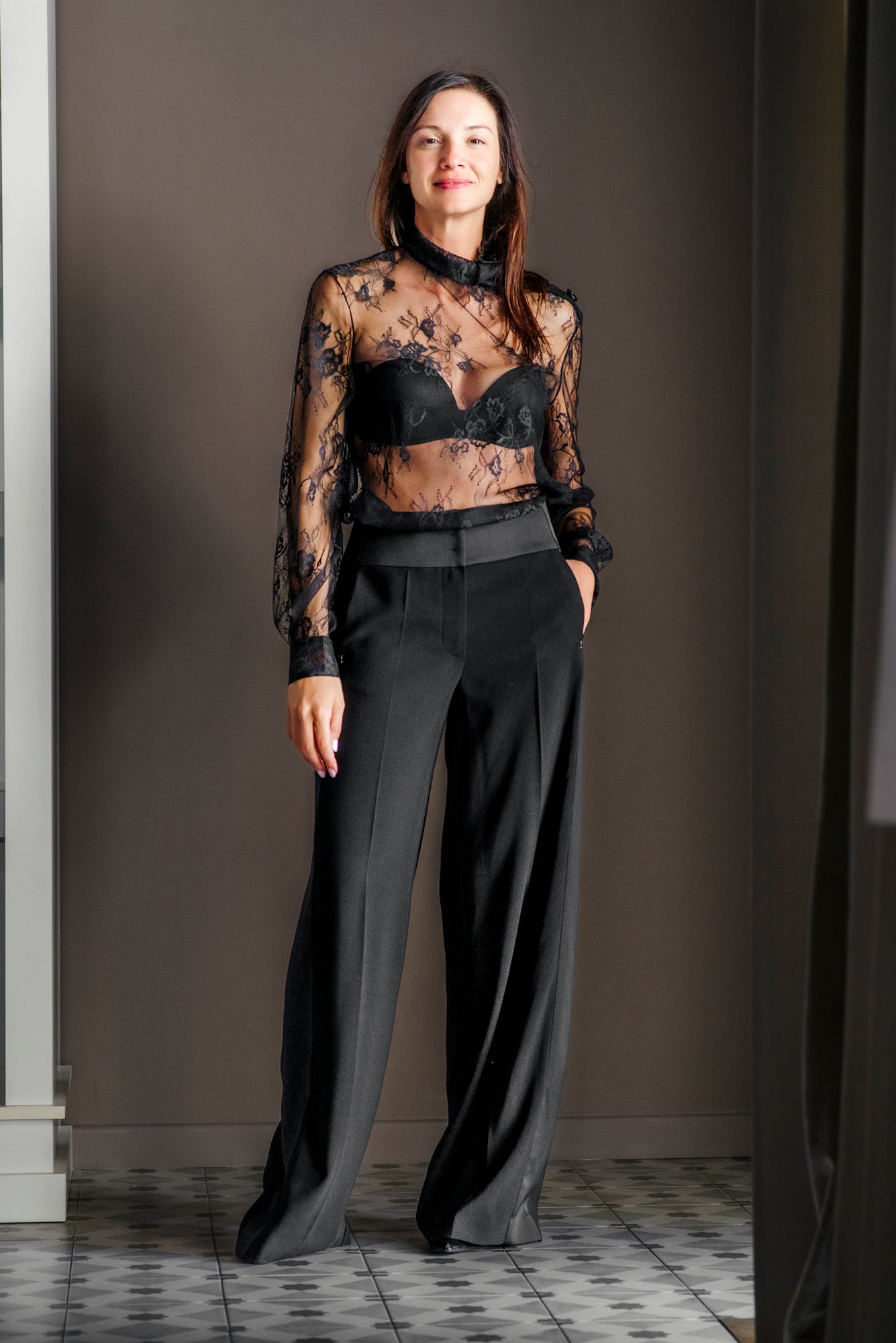 Pantaloni fluidi sartoriali con banda laterale