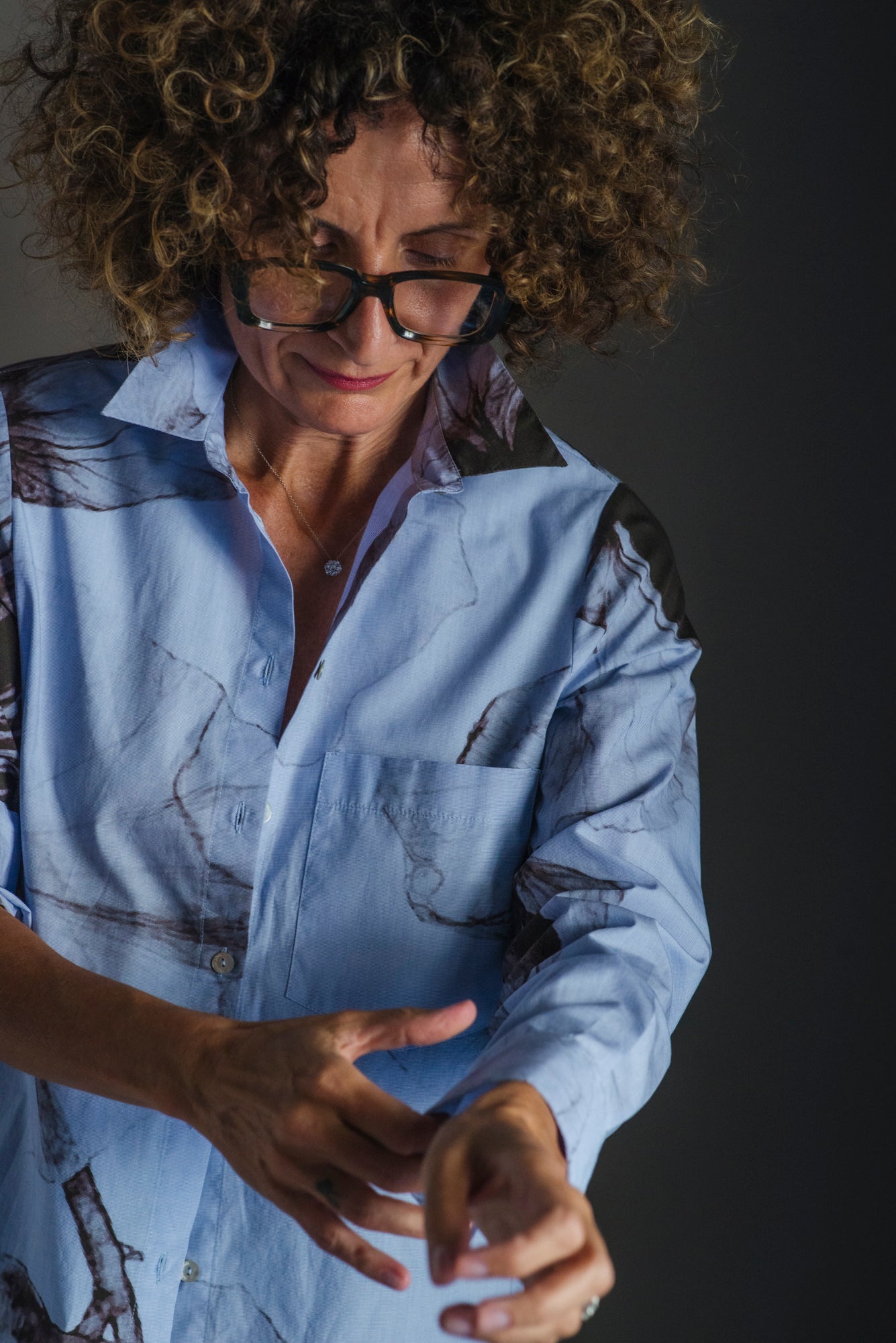 Camicia in cotone con stampa aerografo