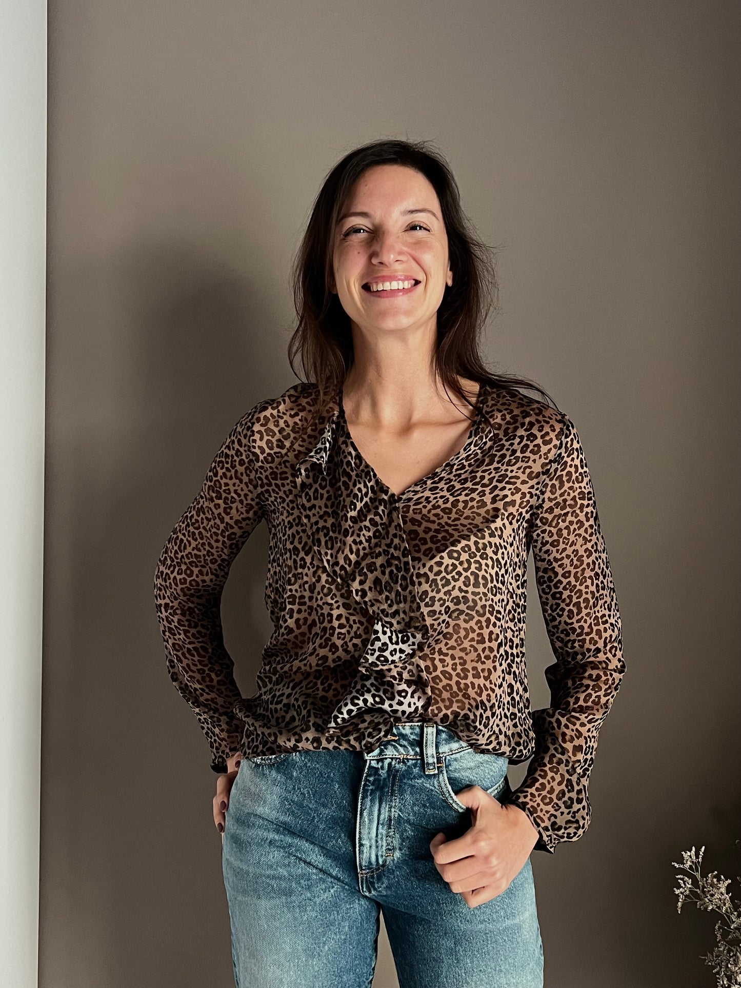 Camicia in viscosa e seta animalier