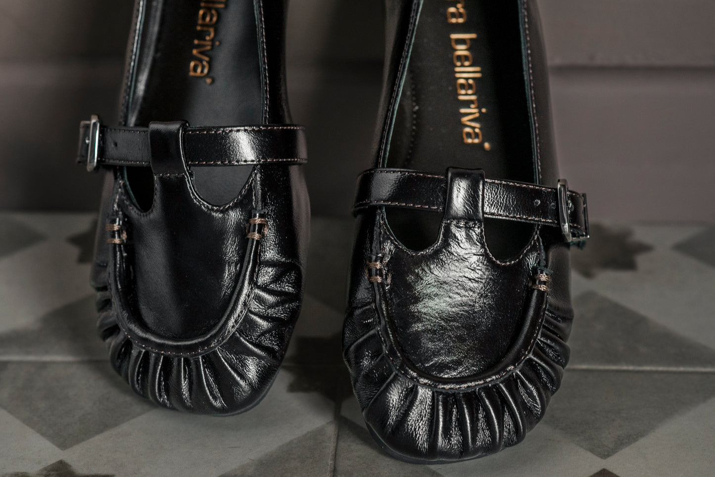 Ballerina Mary Jane in Pelle Nera con Arricciatura