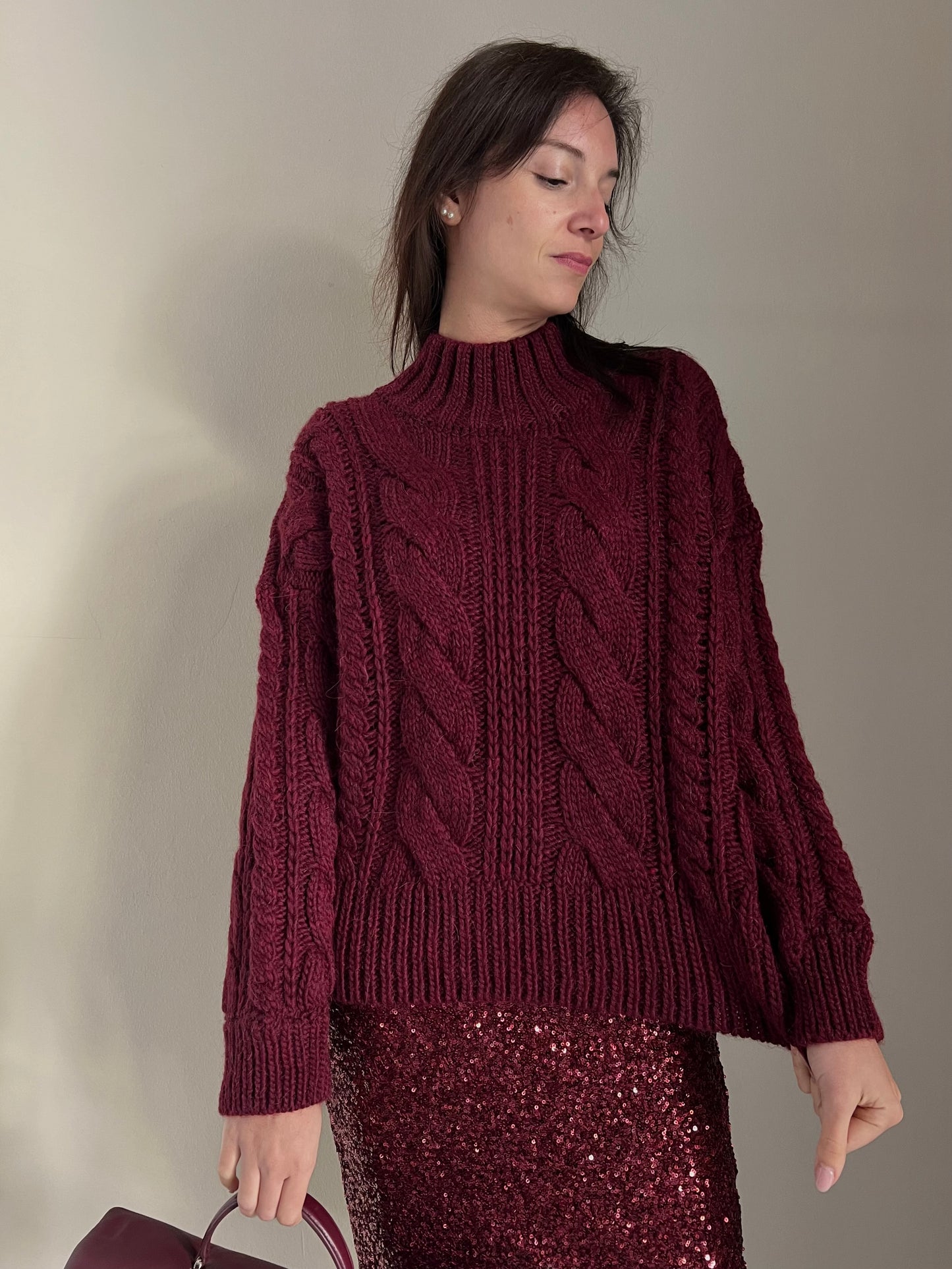 Maglia treccie collo alto Burgundy