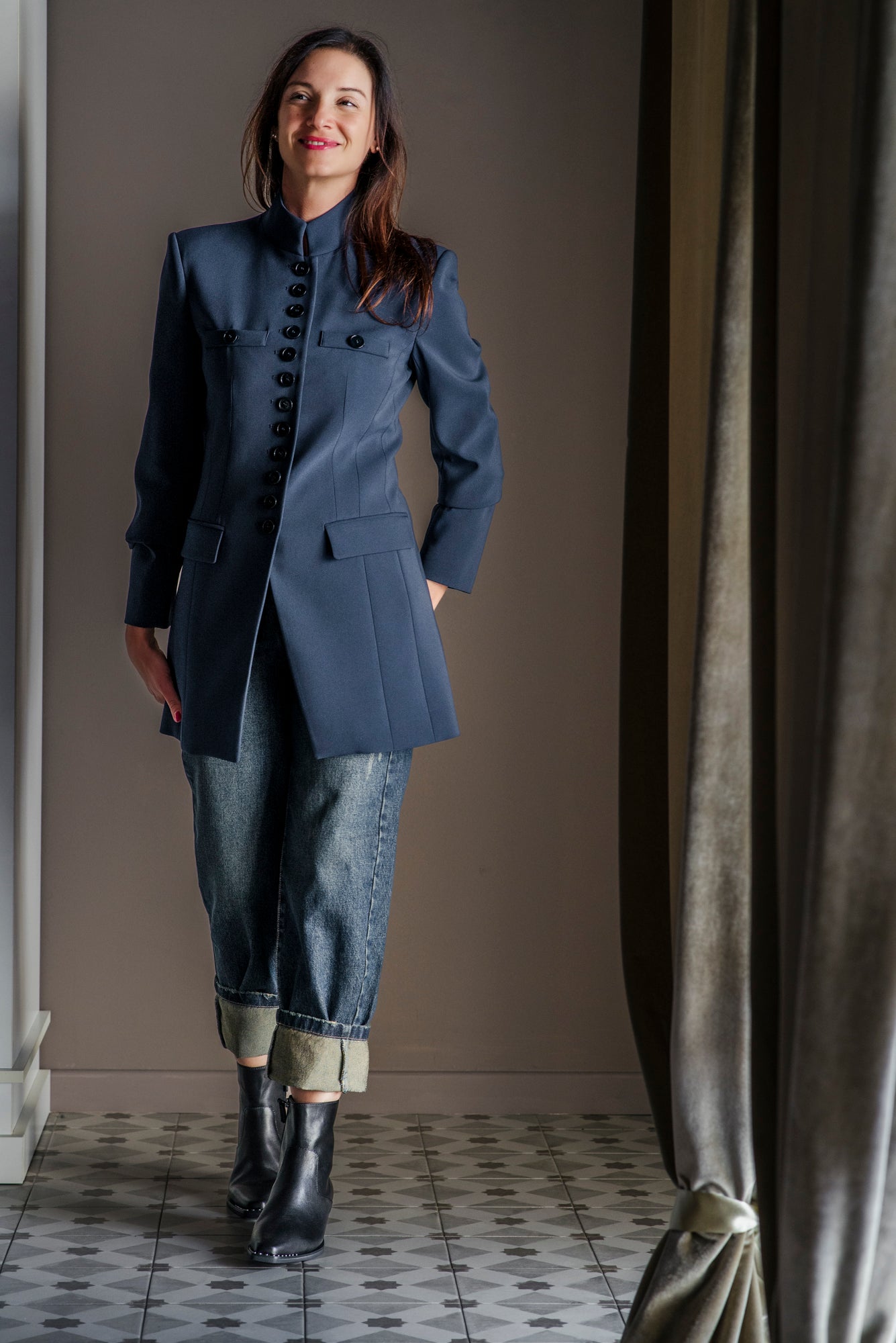 Giacca stile militare con collo alla coreana