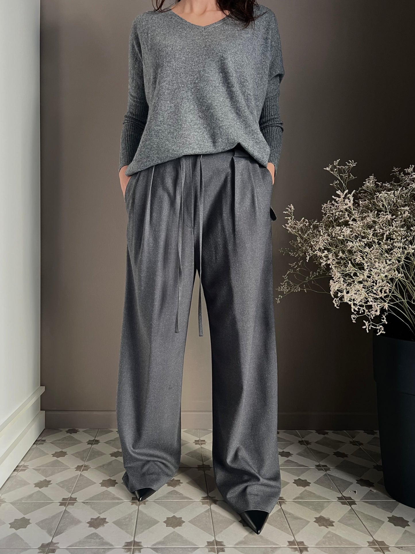 Pantaloni a palazzo con coulisse grigio