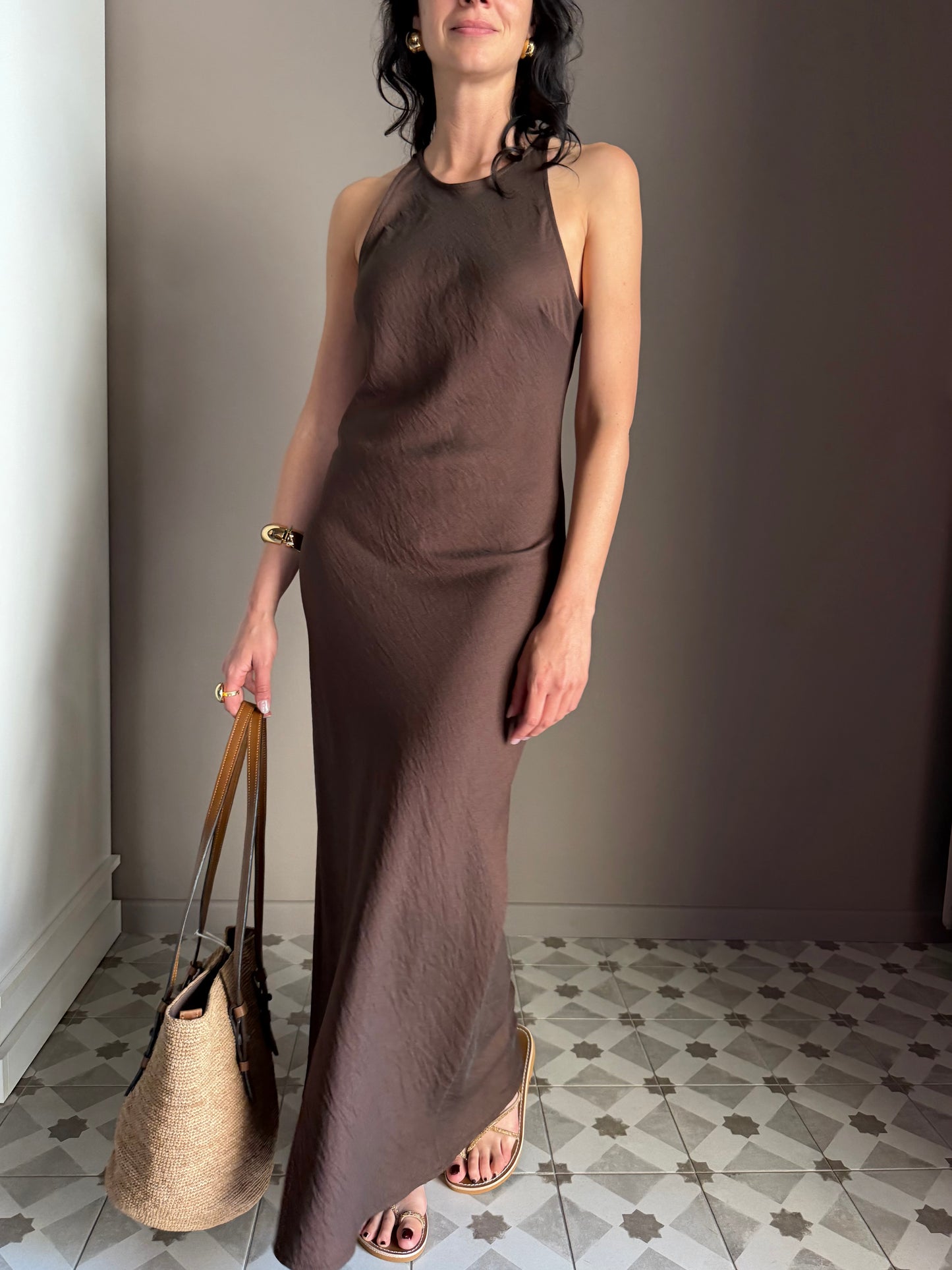 Abito Lungo Marrone Scuro – So Allure