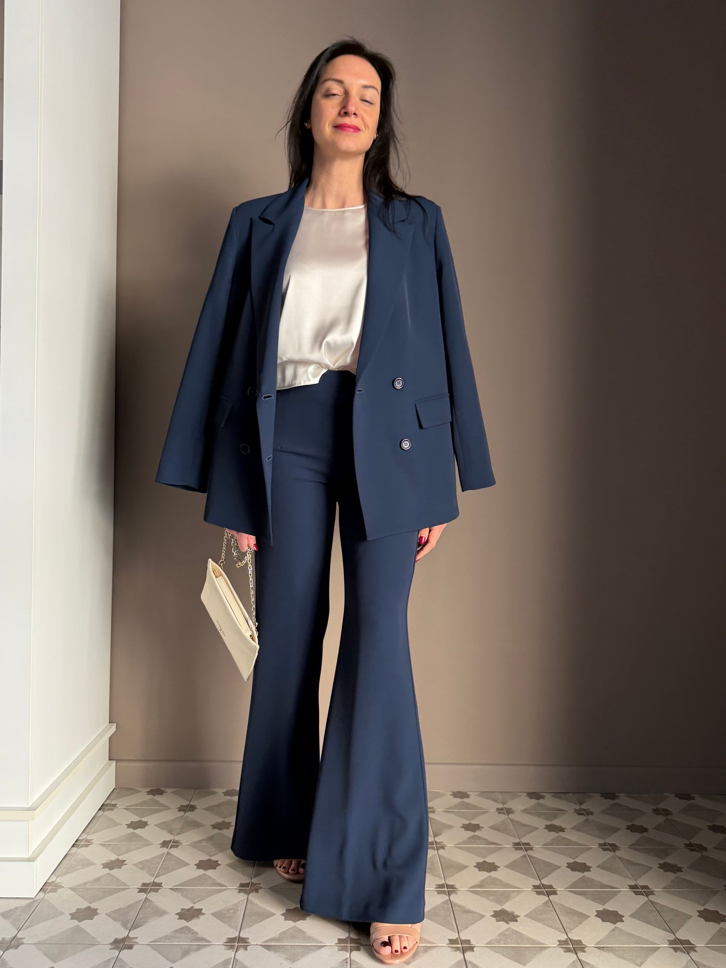 Pantalone a palazzo in crepe fluido blu