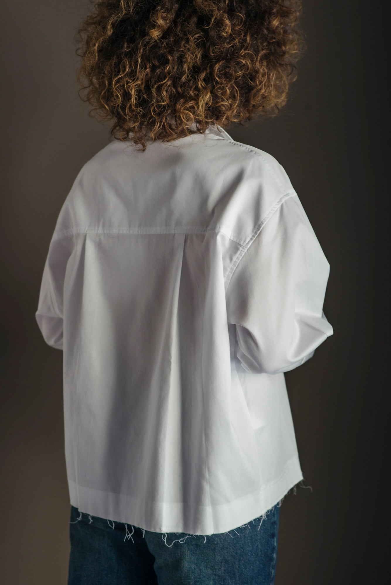 Camicia over in piquet con logo manica