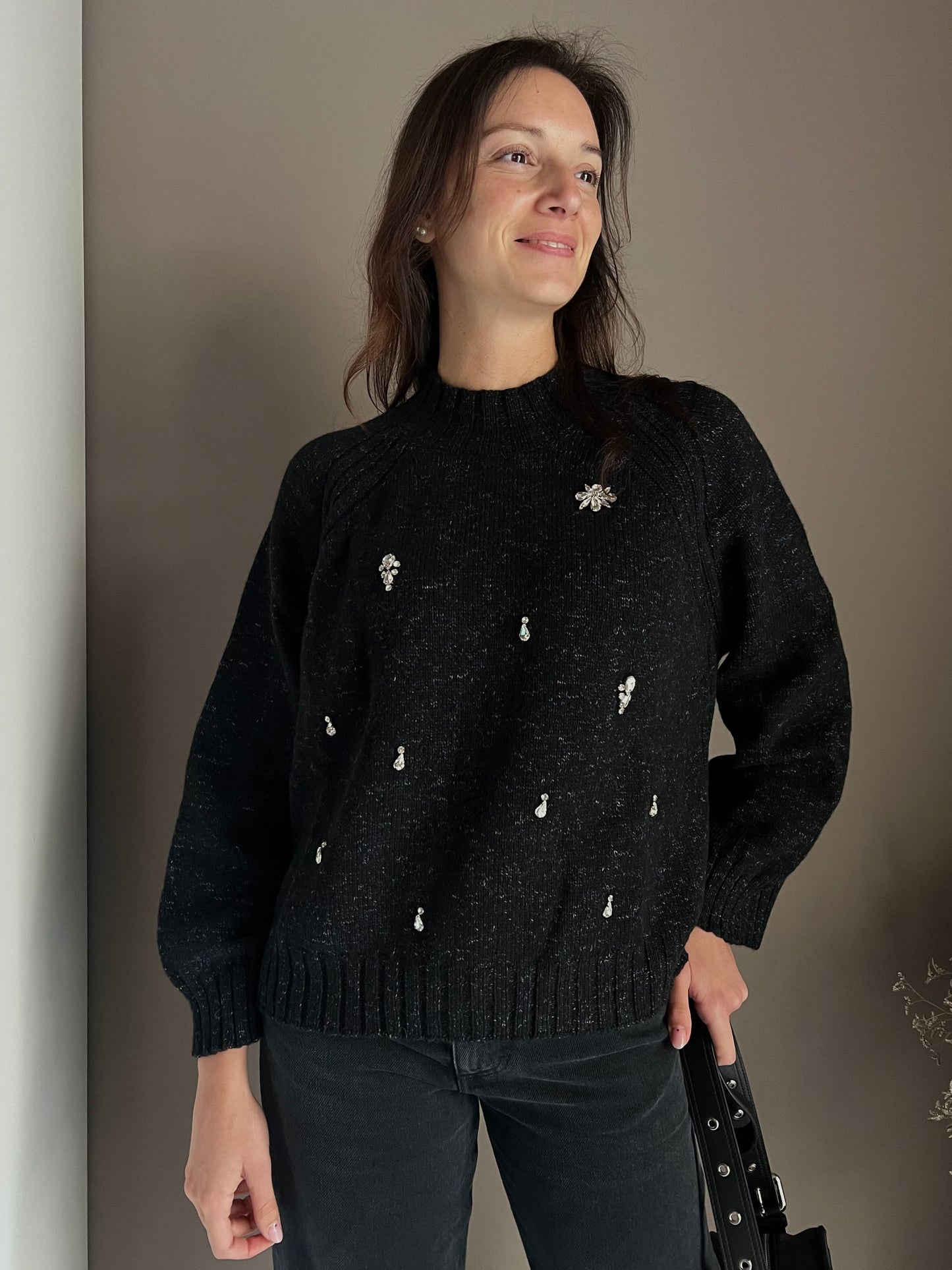 Maglioncino in pura lana mélange con dettagli jewels