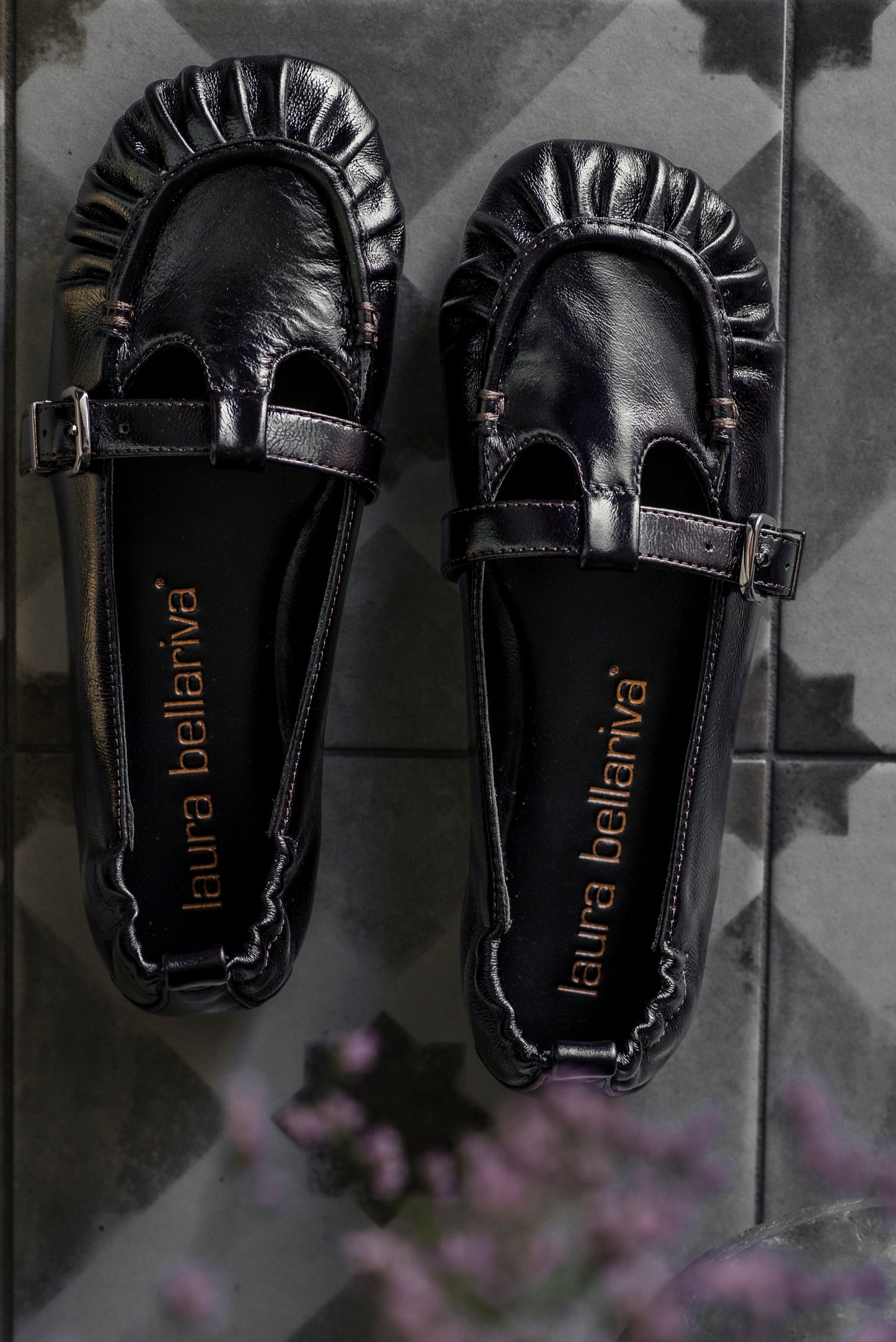 Ballerina Mary Jane in Pelle Nera con Arricciatura