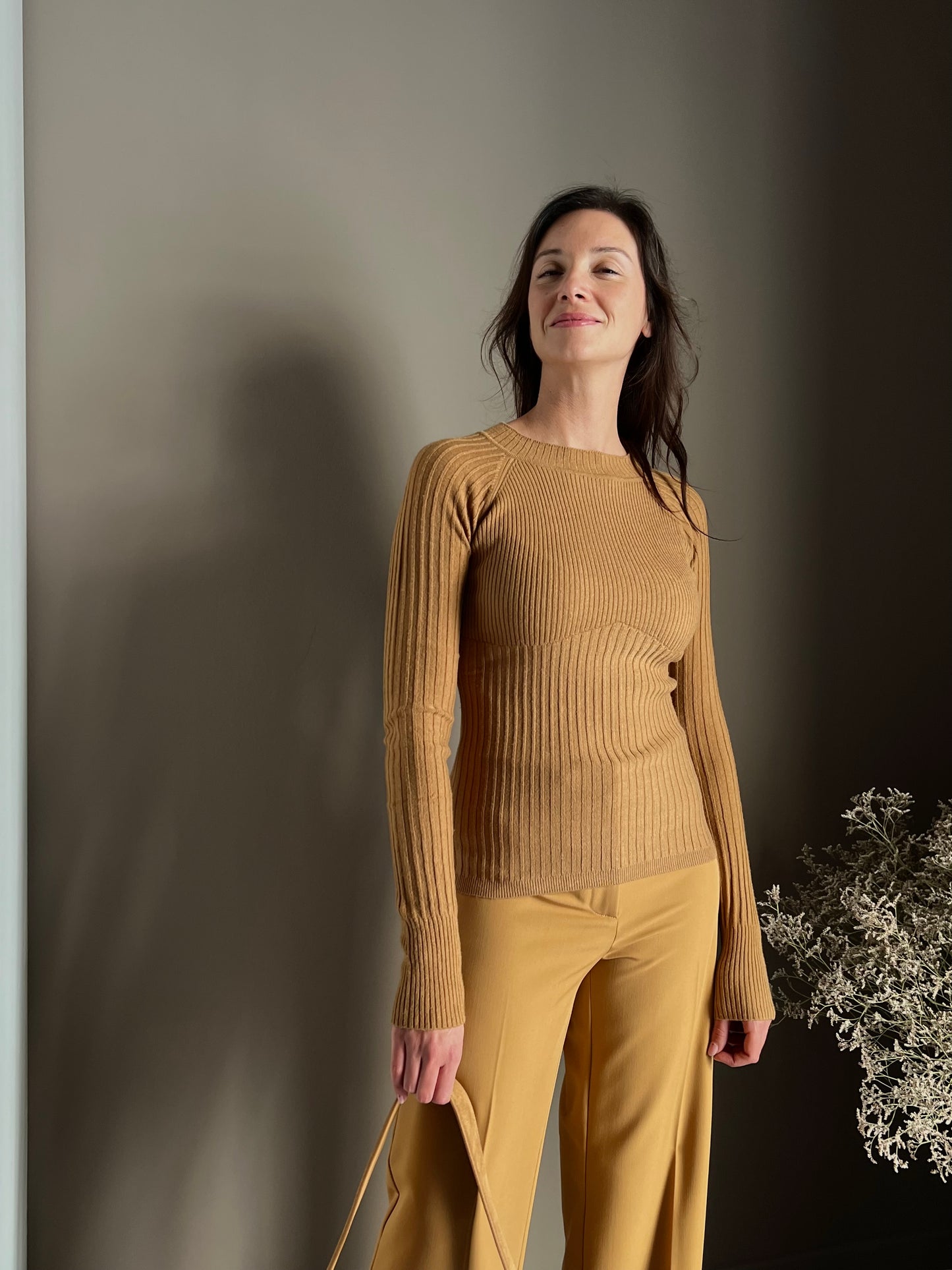 Maglia aderente in costina