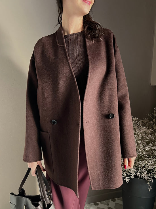 Cappotto in pura lana oversize con sciarpa abbinata