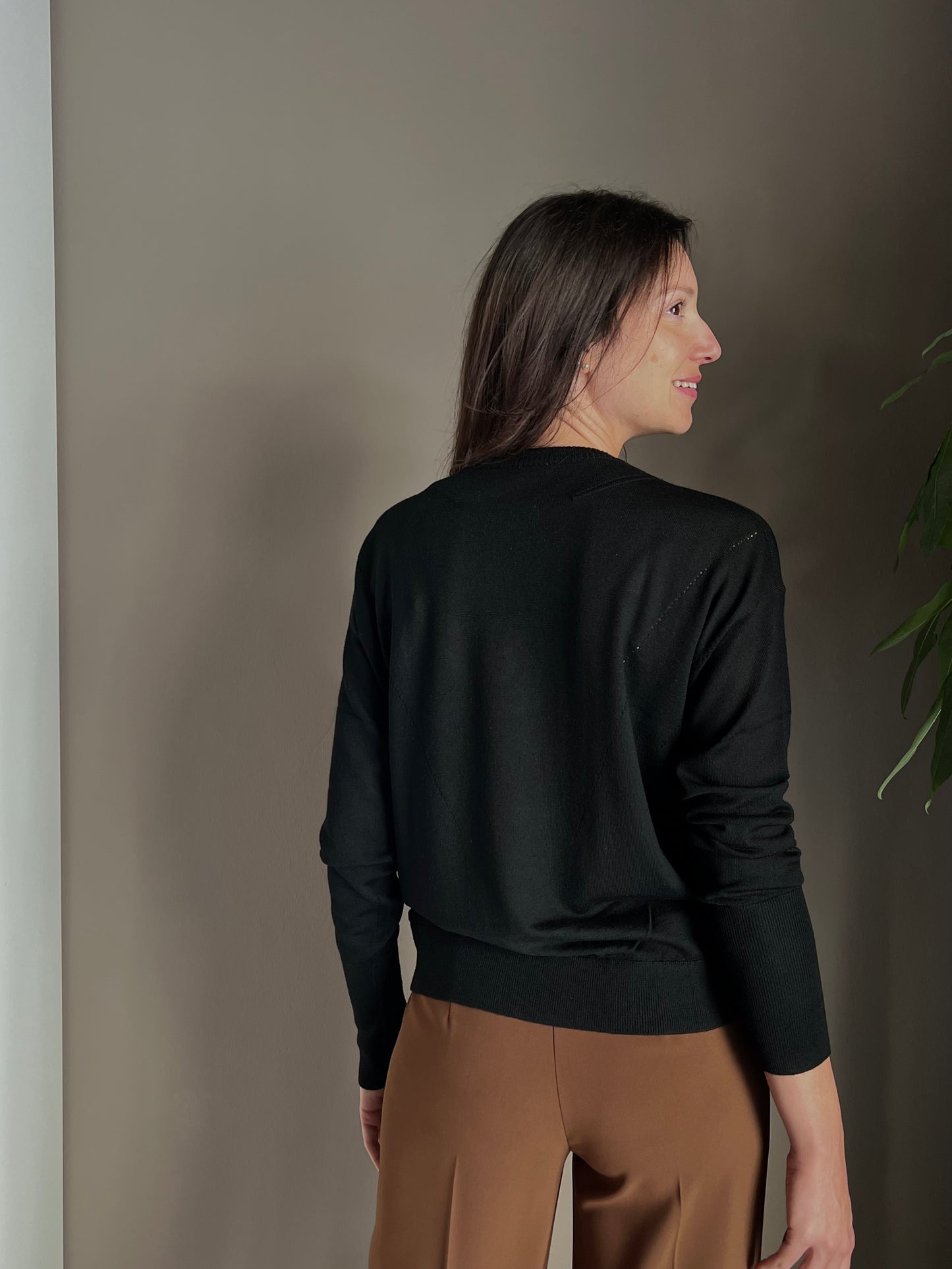 Maglia scollo a V in lana nero