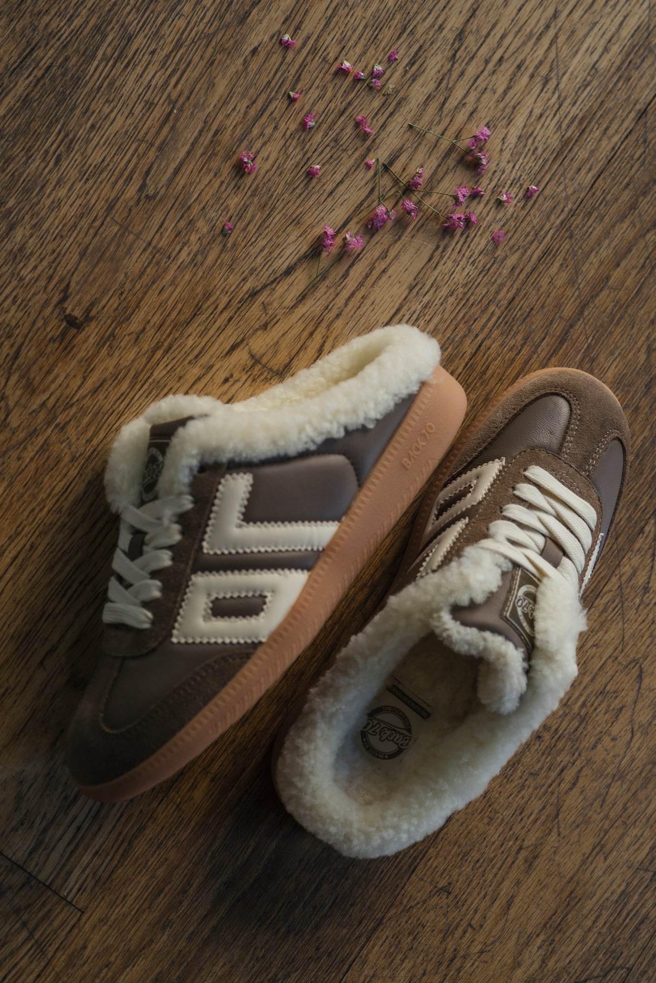 Sneakers sabot in pelle con ecopelliccia