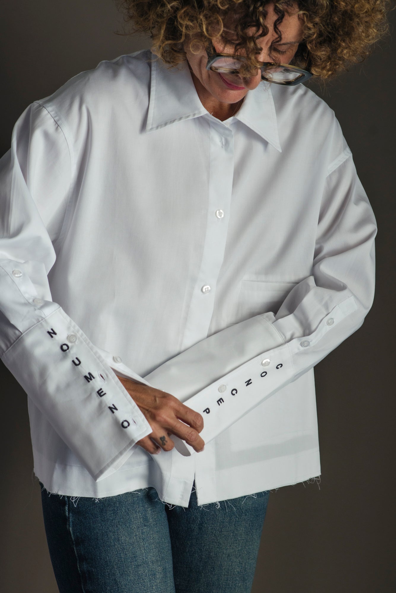 Camicia over in piquet con logo manica