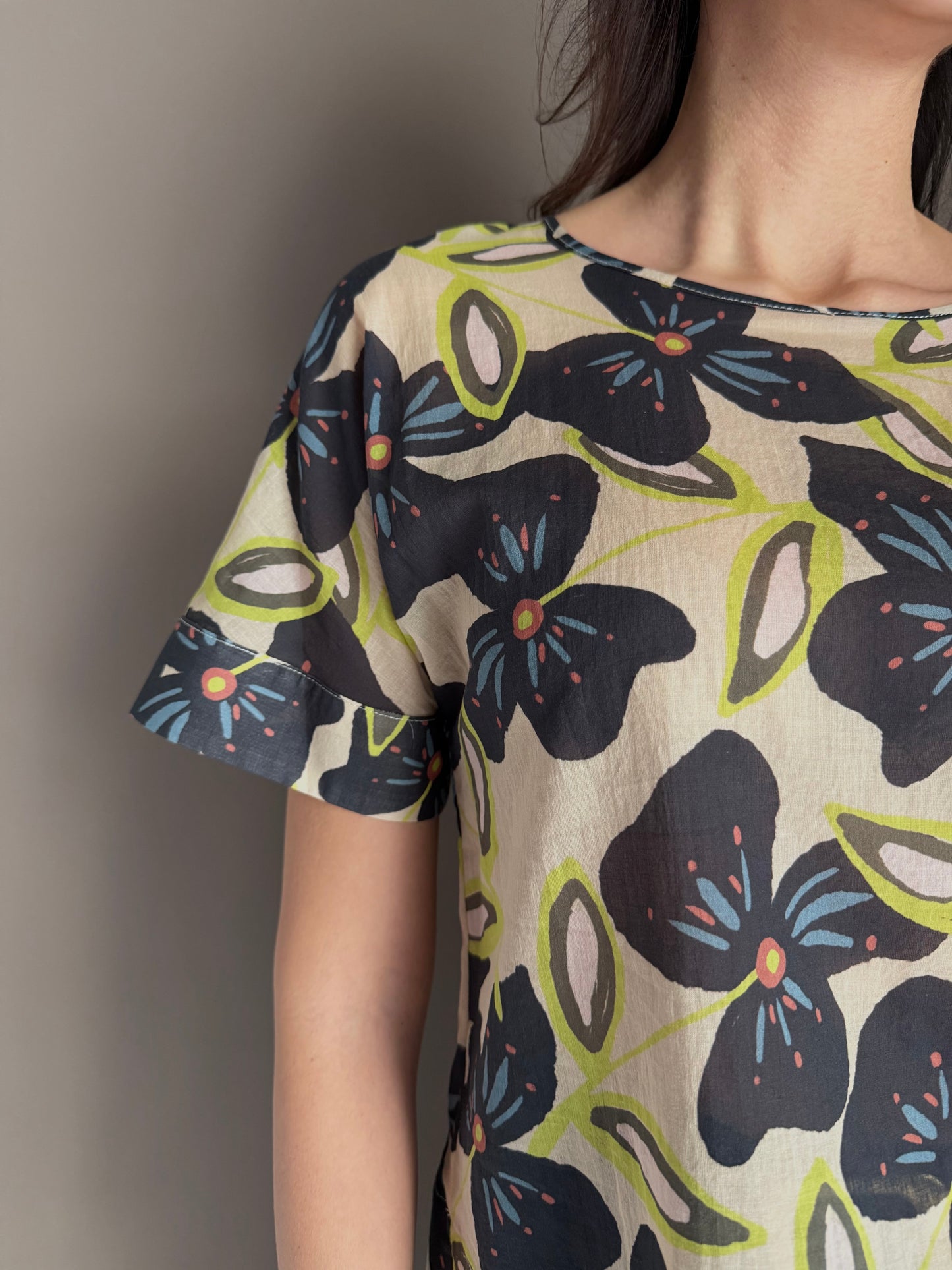 Blusa Alessia Santi Flowers