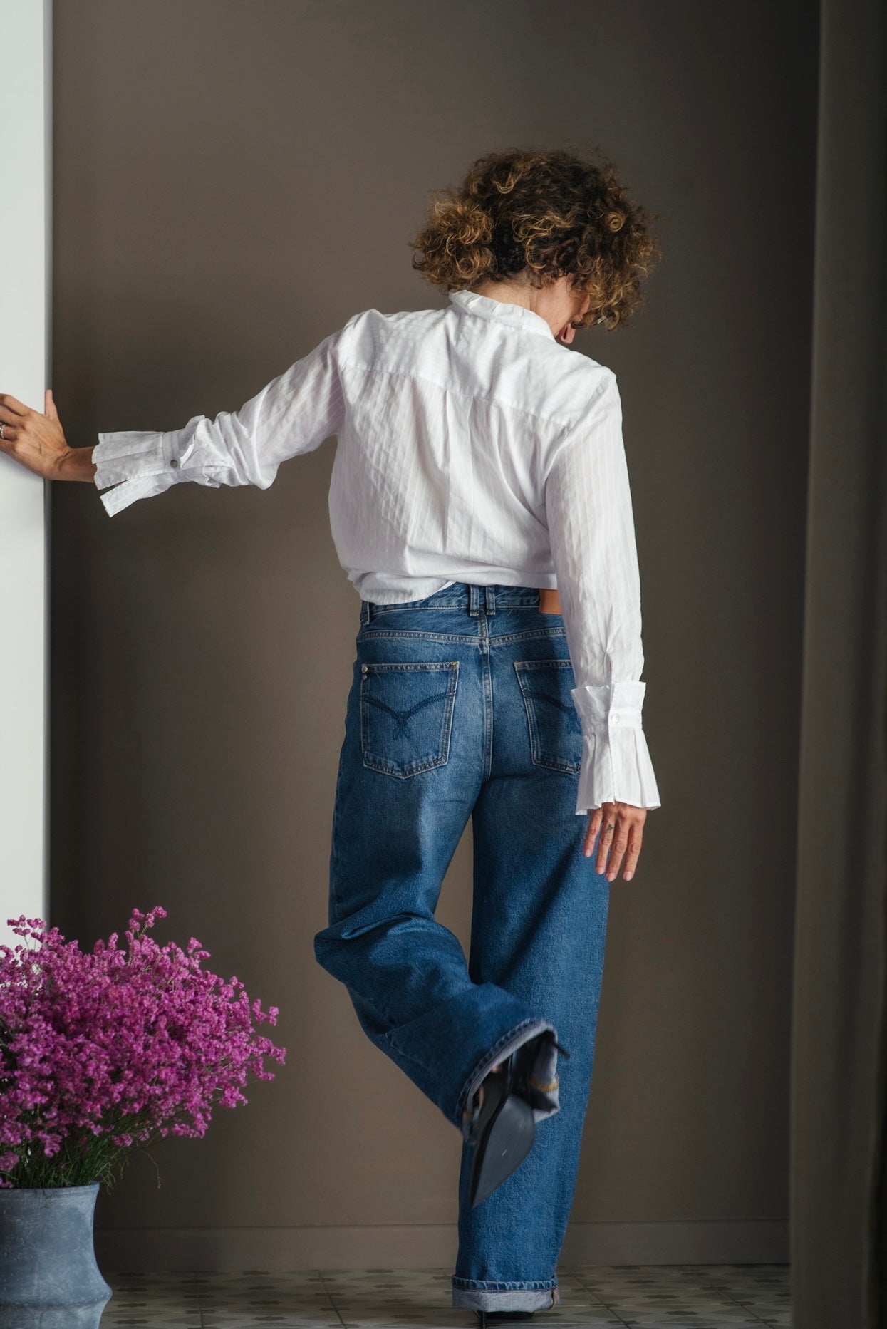 Pantalone denim gamba larga in cotone riciclato