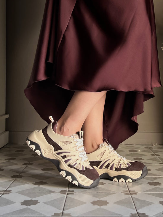 Sneakers running in pelle