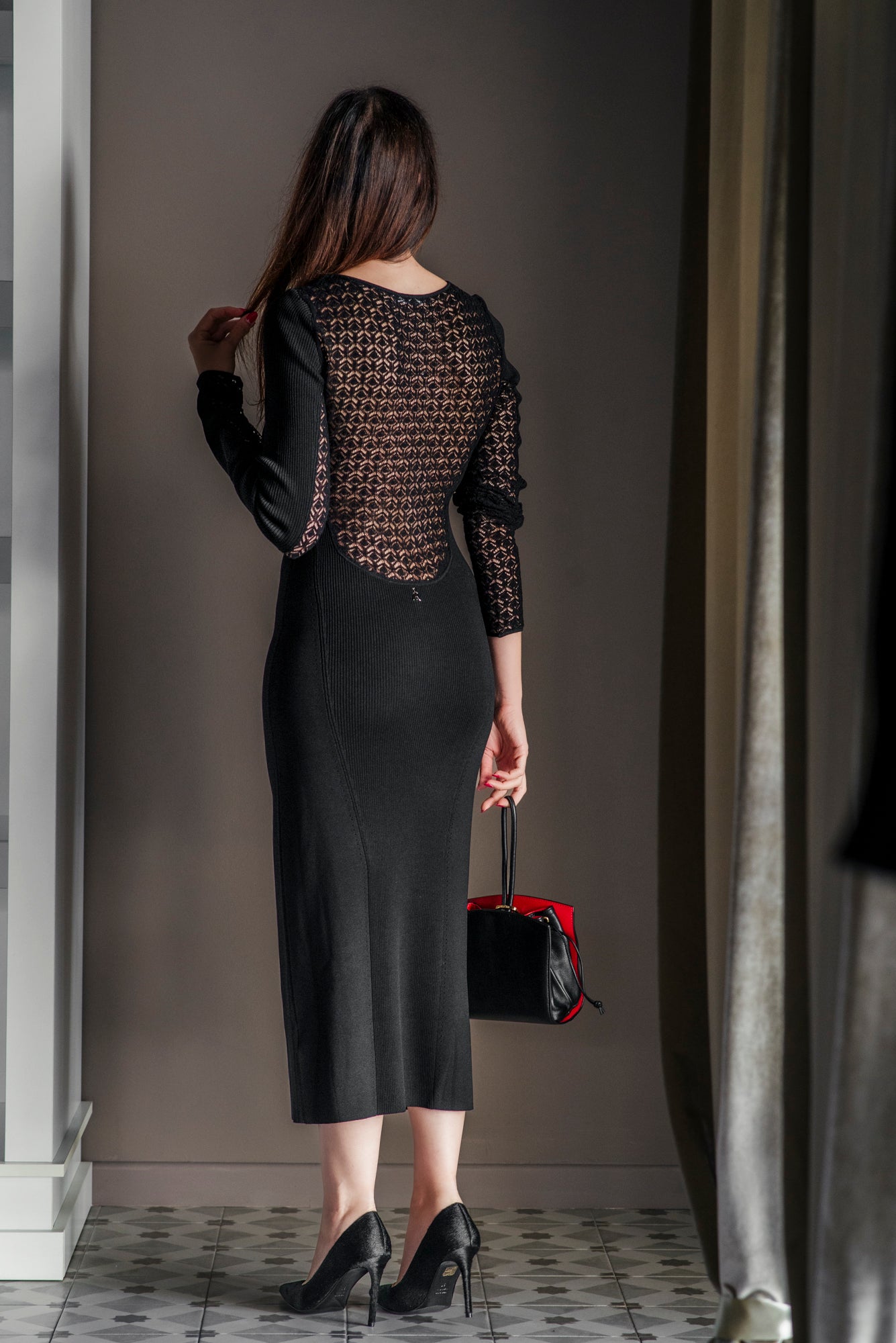 Abito in maglia con dettaglio pizzo francese