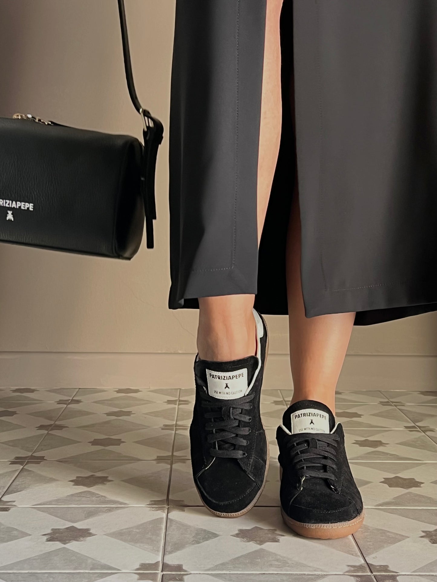 Sneakers Skin ‘93 in suede nero