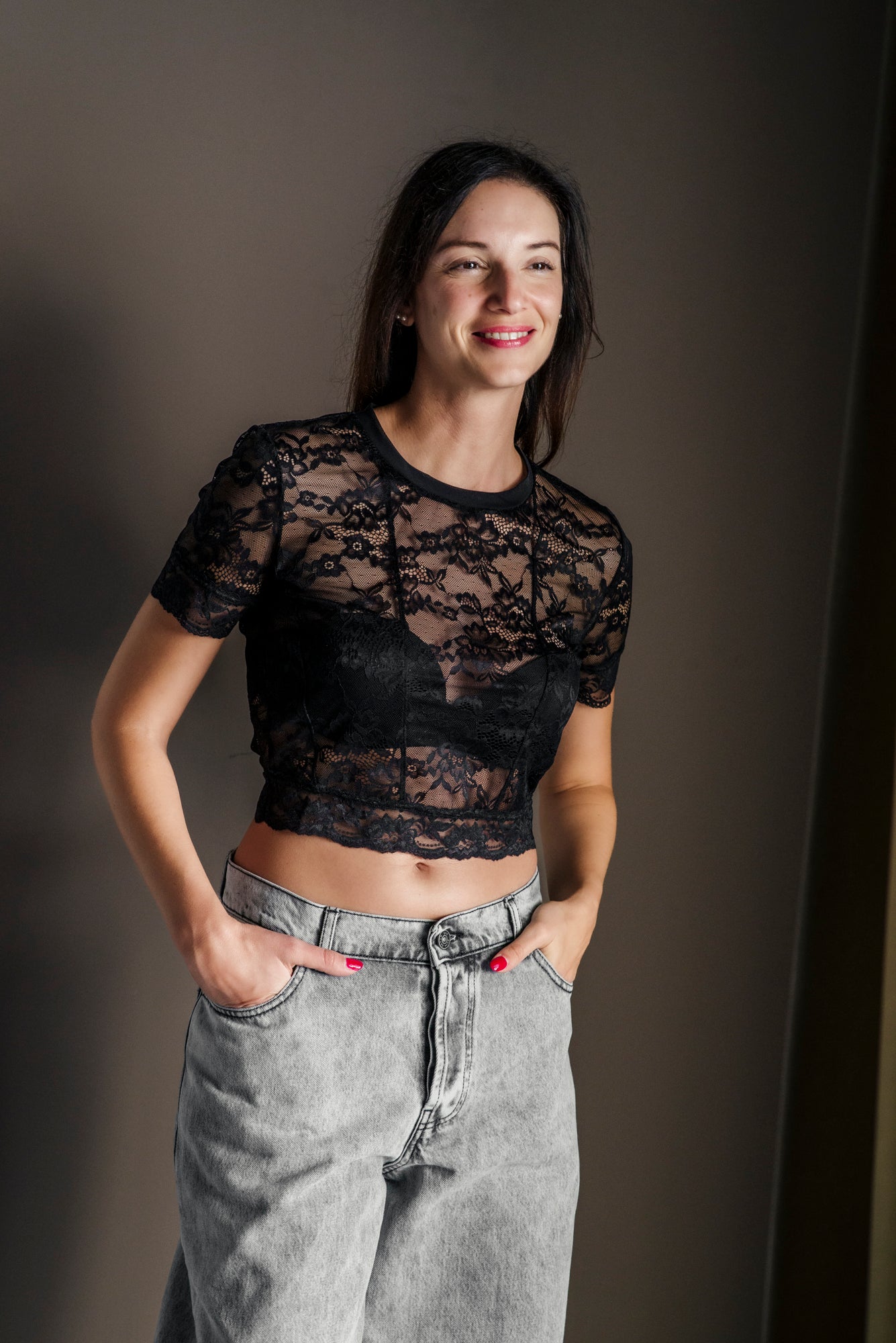 Top in pizzo floreale Nero