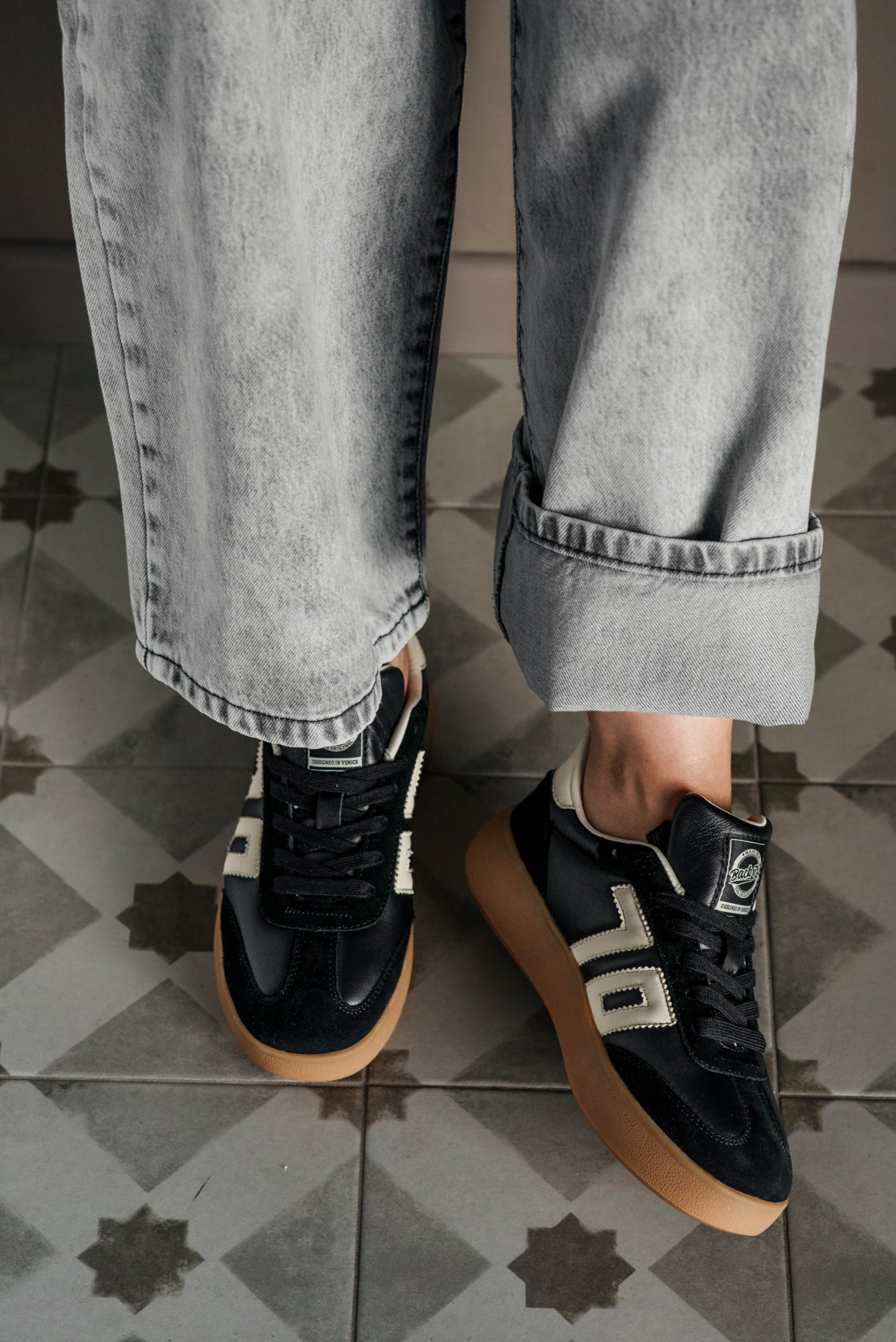 Sneakers Leather Back 70 - Nero