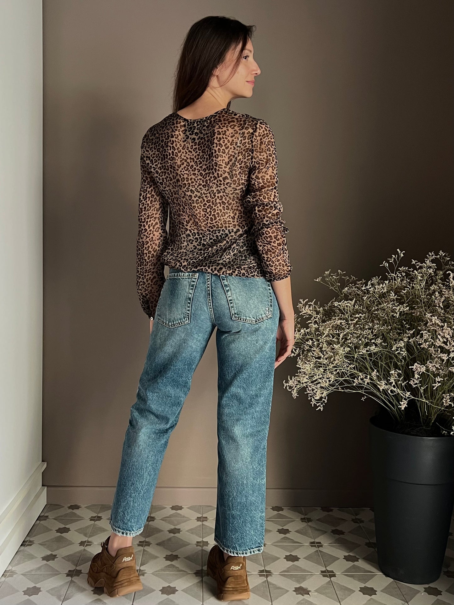 Camicia in viscosa e seta animalier