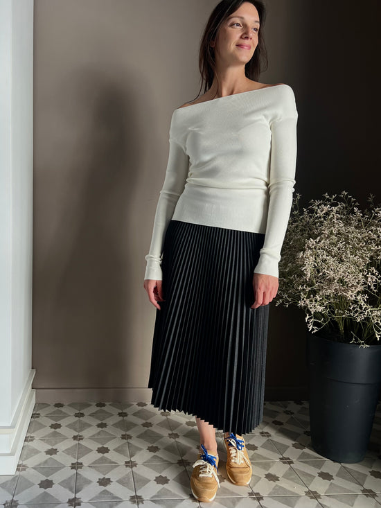 Maglia off-shoulder milk