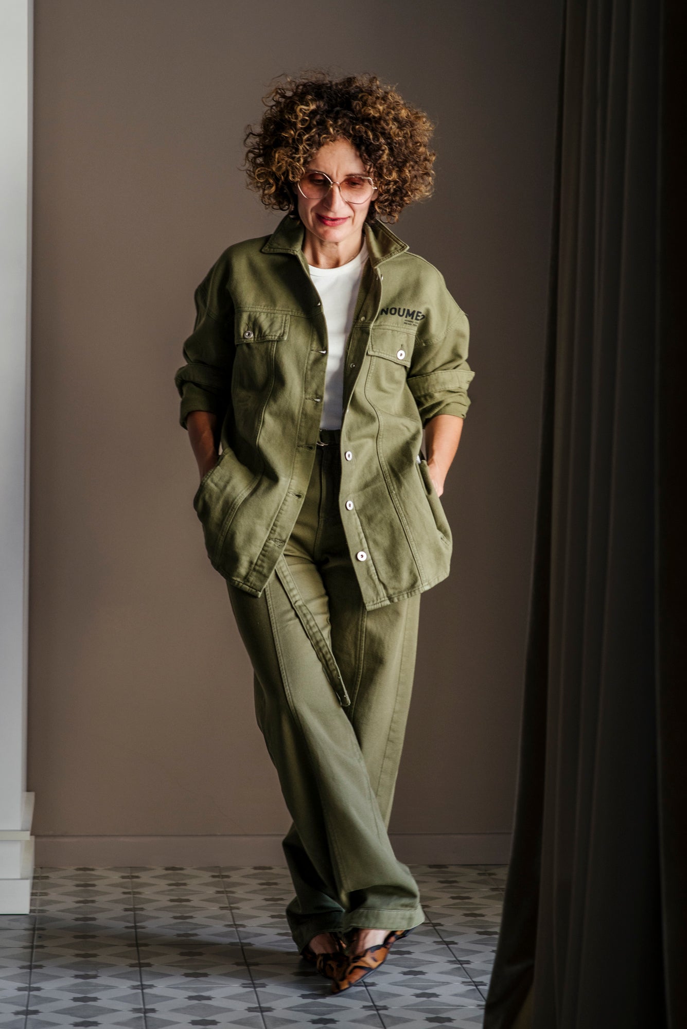 Pantalone utilitarian in cotone verde militare