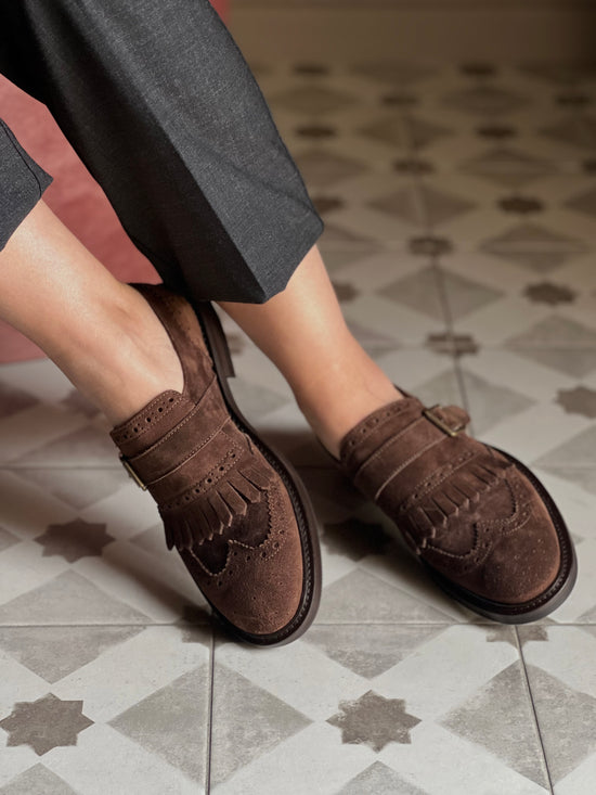 Mocassino Frangia e Fibbia Anna F. in Camoscio Marrone