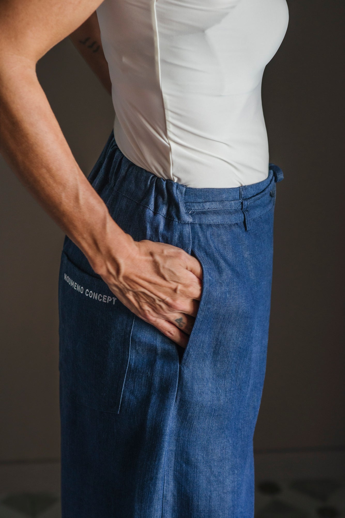 Pantalone in denim fluido