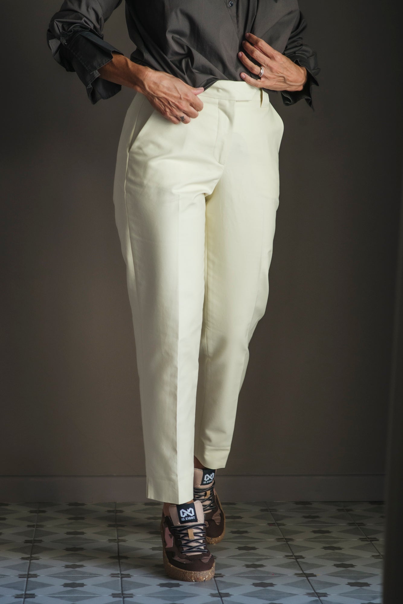 Pantalone chino in cotone crema
