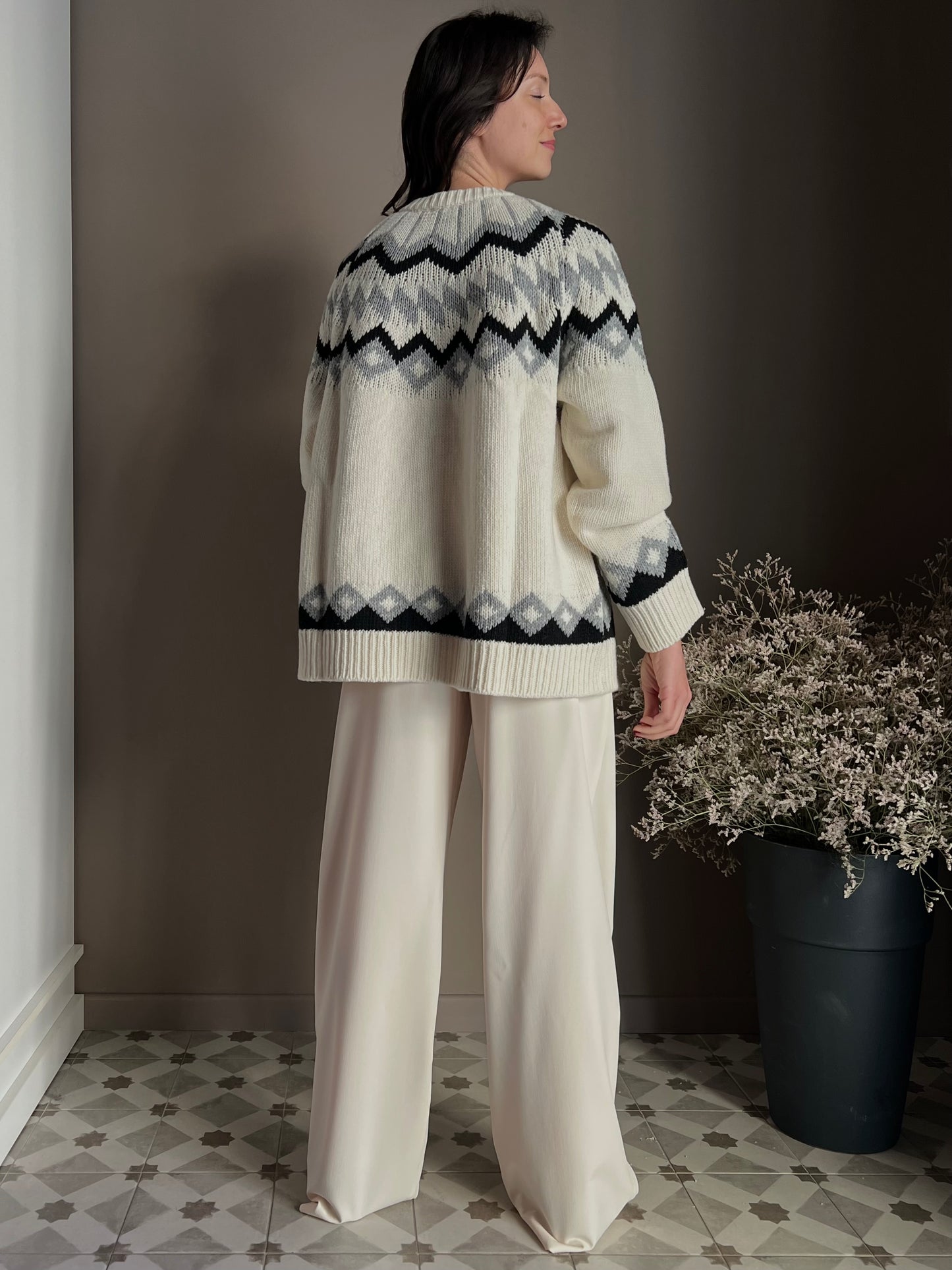 Cardigan in lana con lavorazione nordica