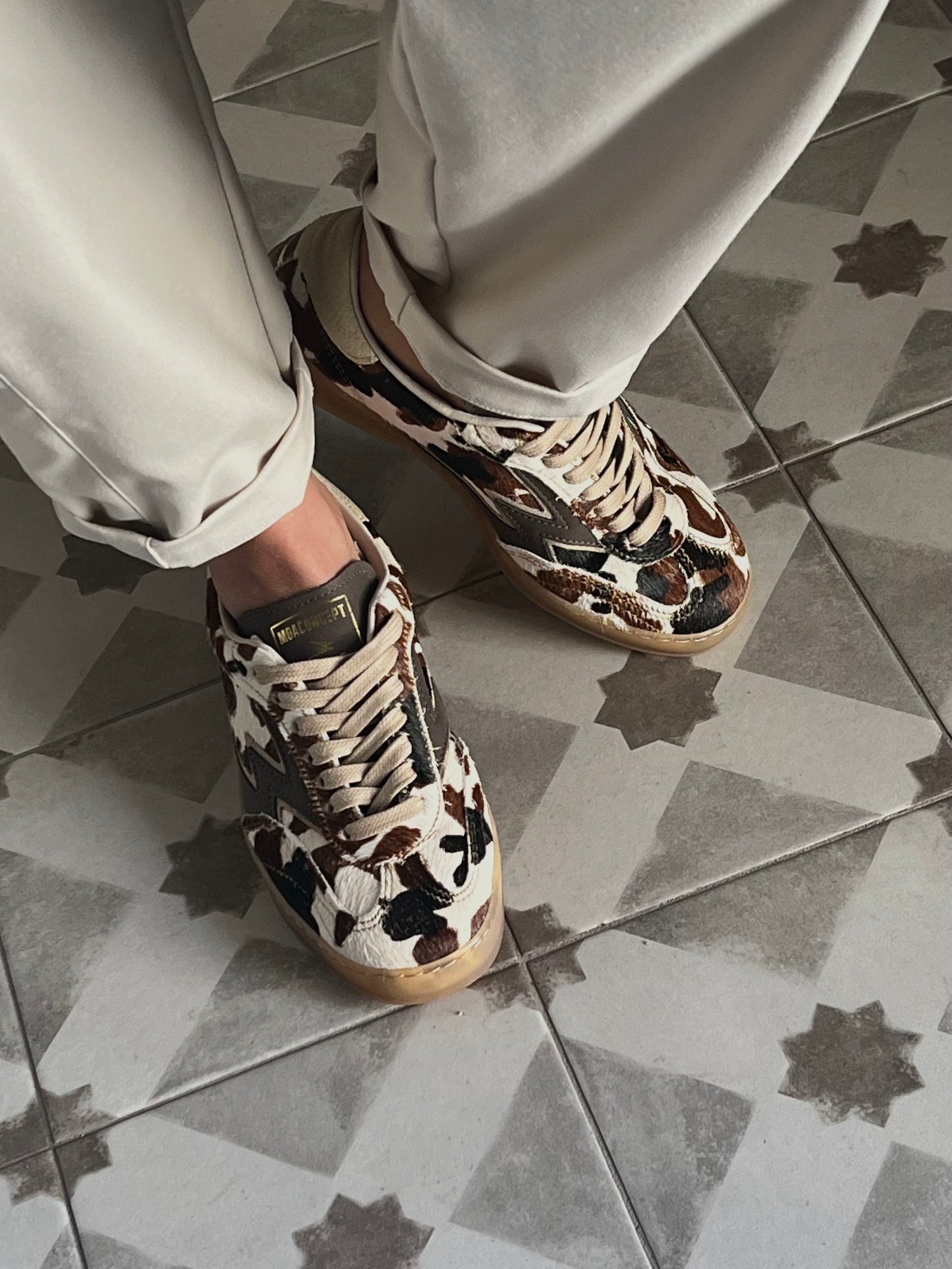 Sneakers in cavallino Moaconcept