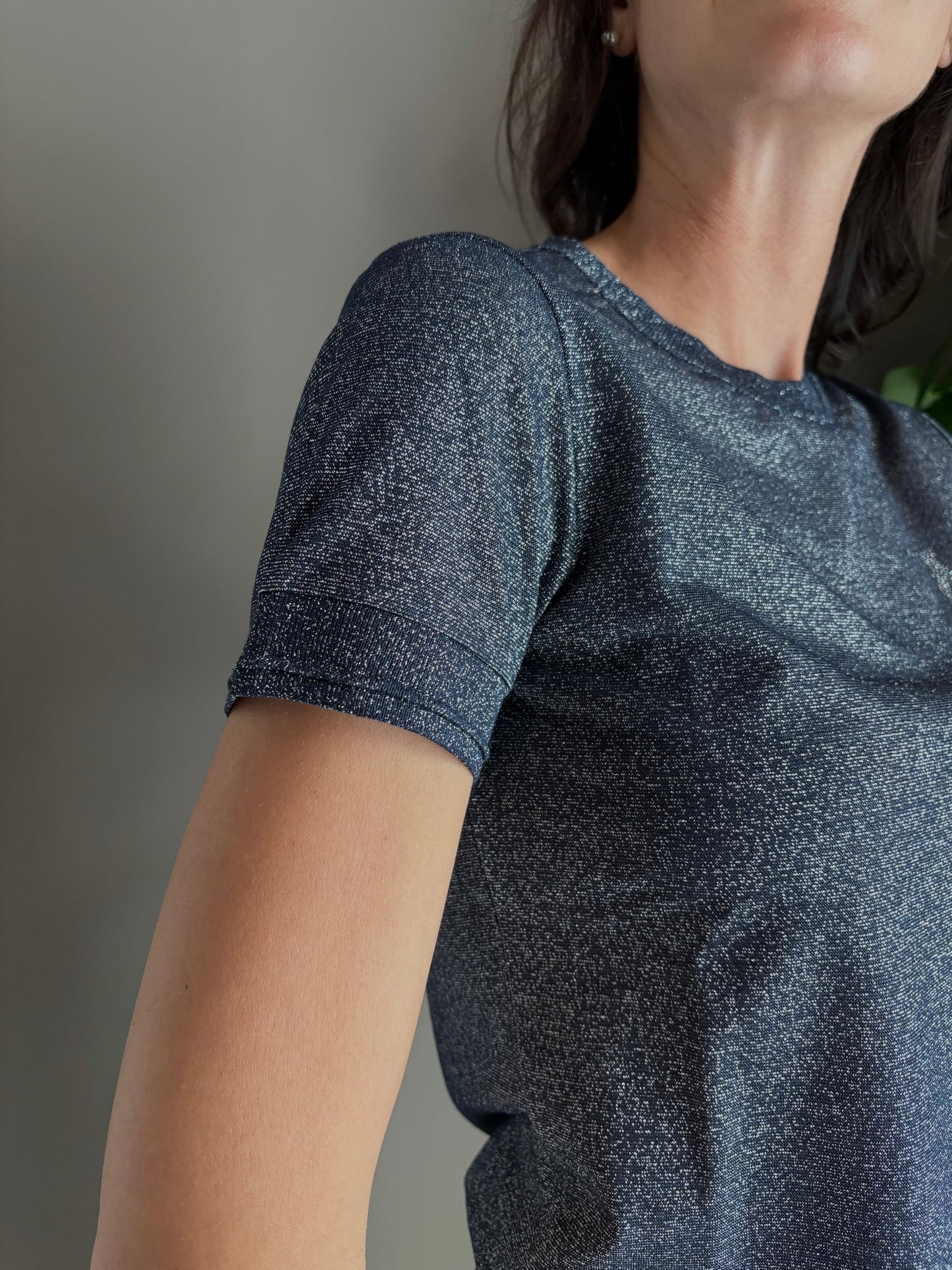 Maglia in viscosa e lurex blue denim