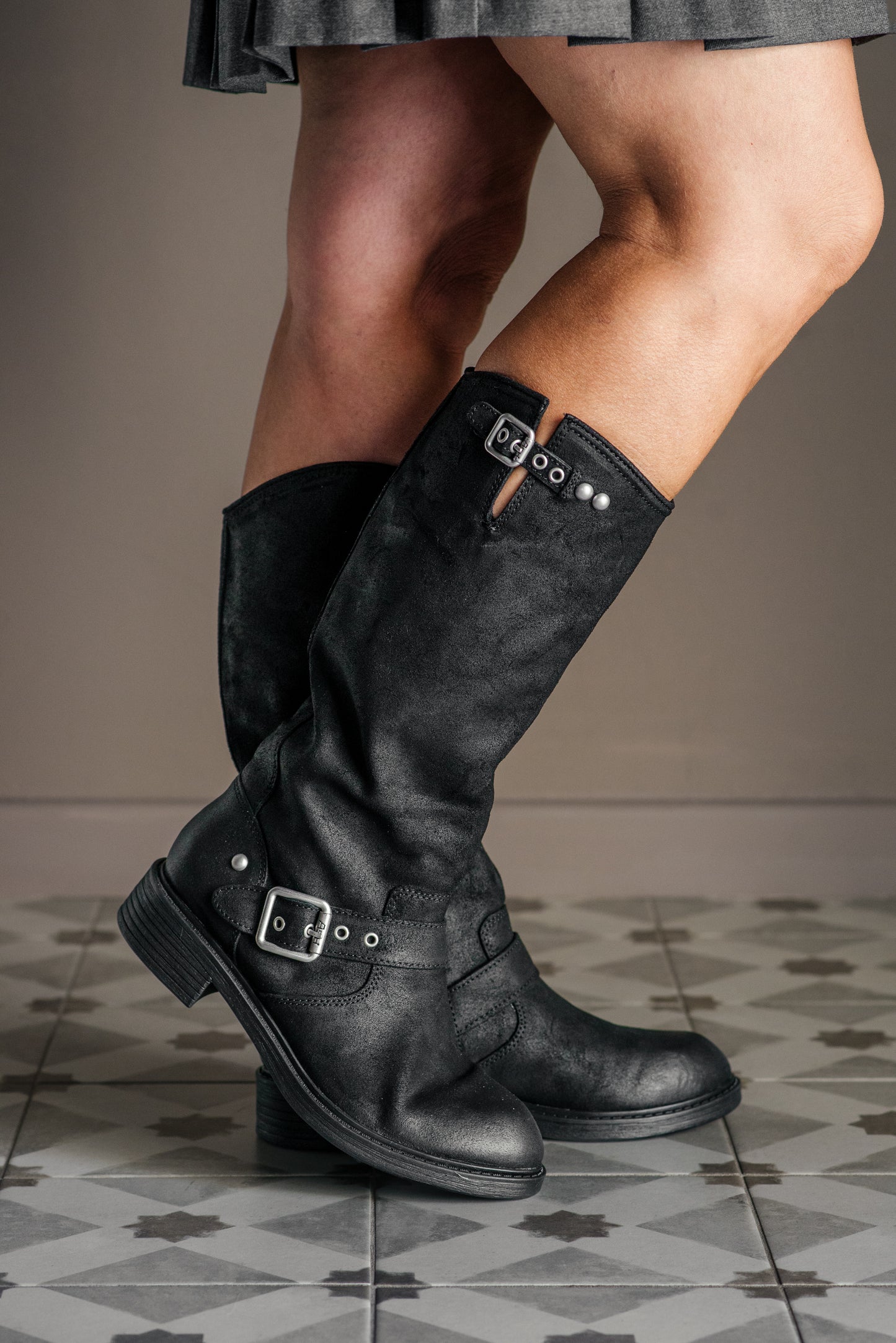 Biker Boots in pelle vintage nero-Ash