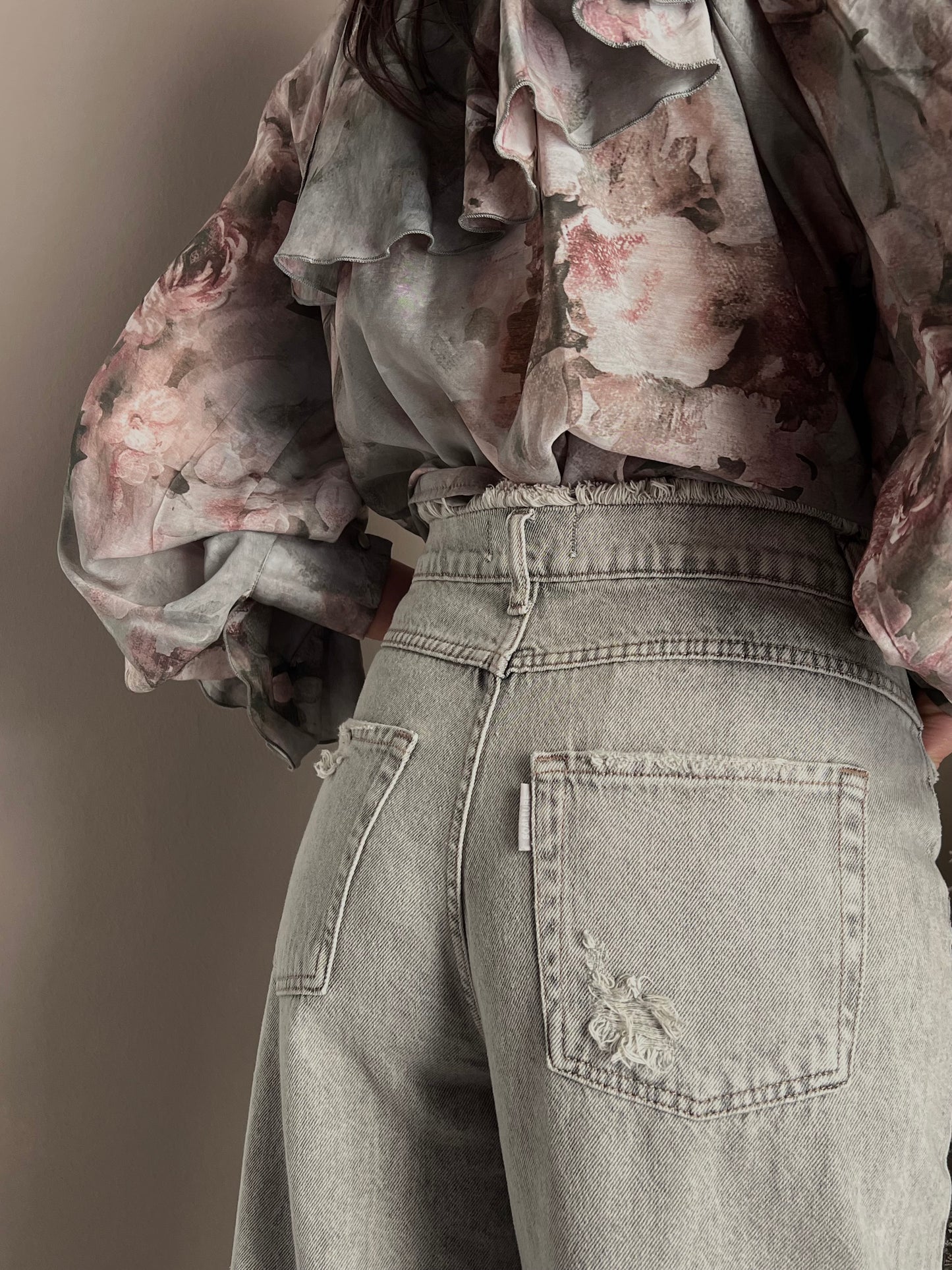 Pantalone jeans a baloon grigio