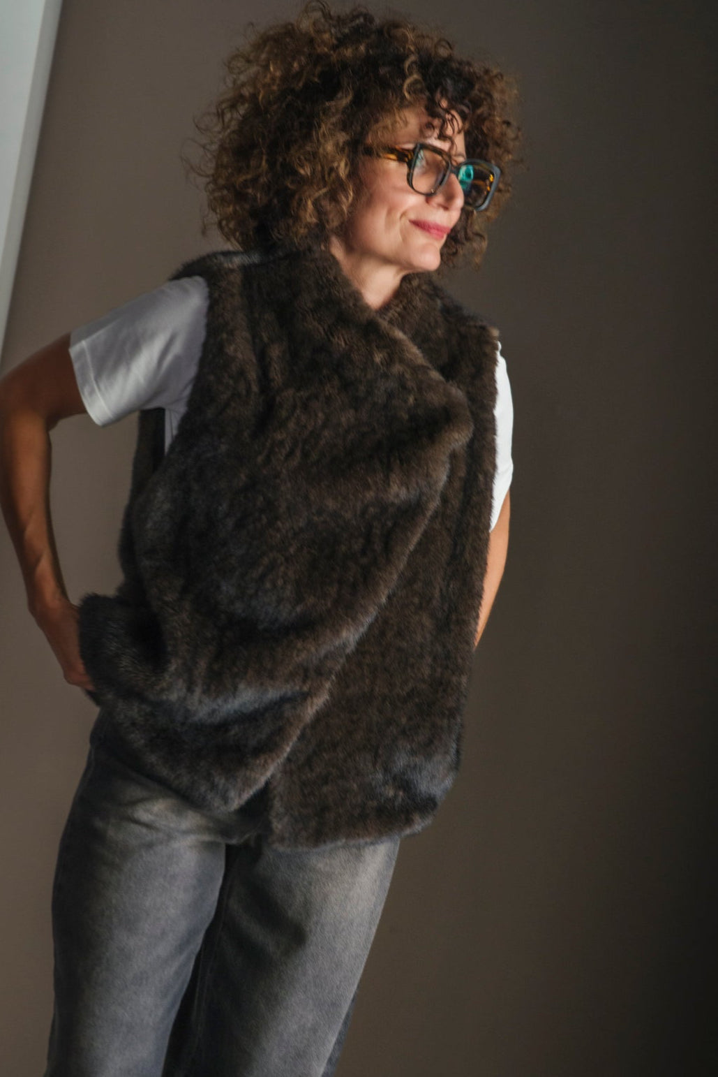 Gilet in ecopelliccia moro