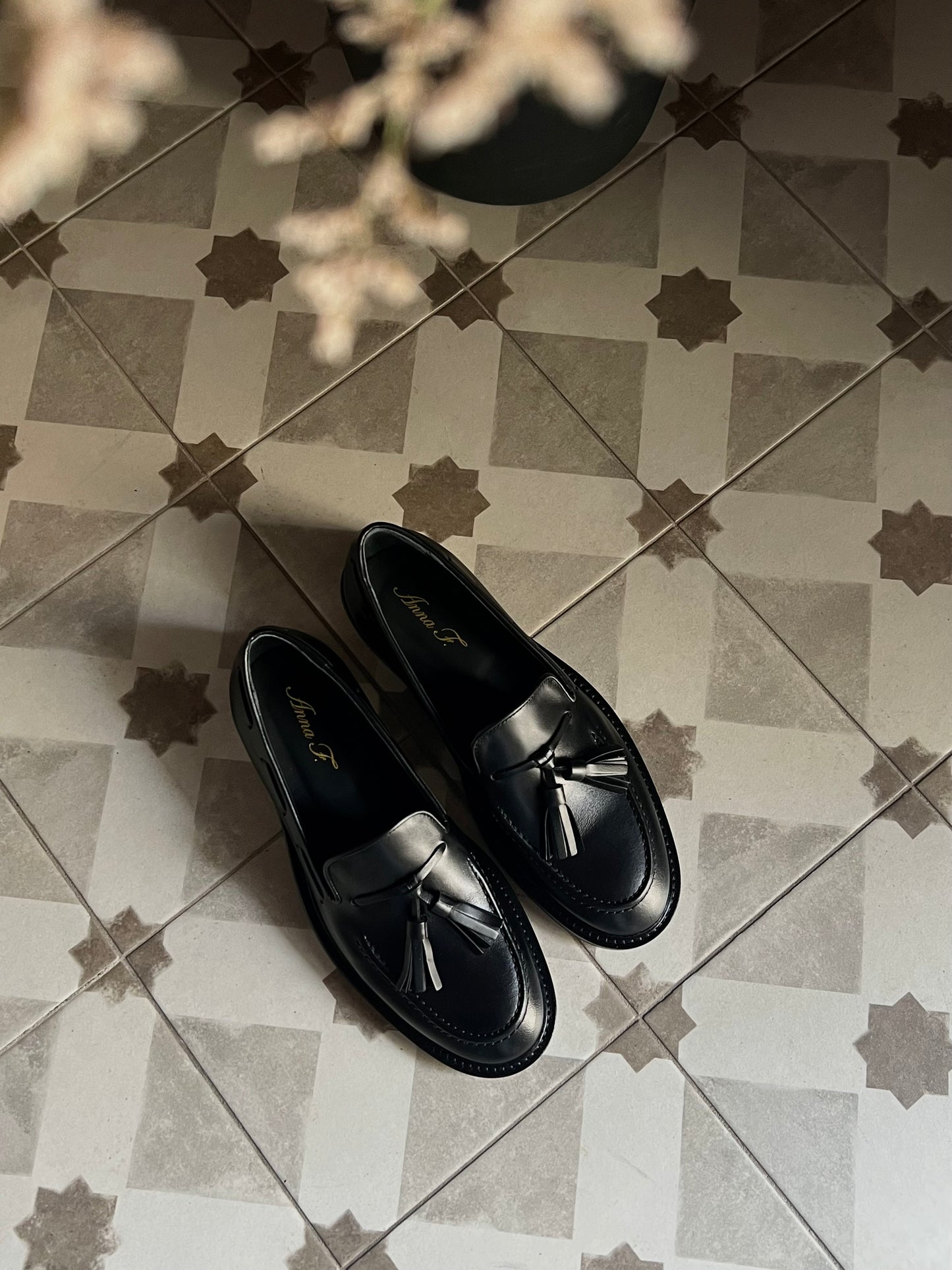 Mocassino in pelle con nappe