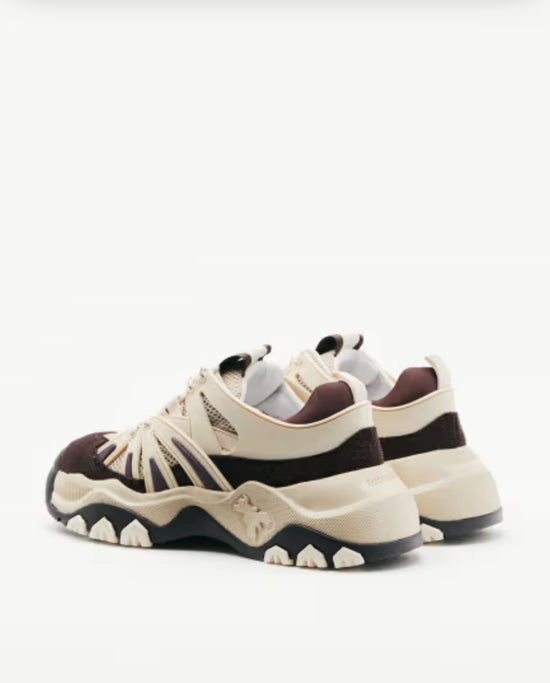 Sneakers running in pelle